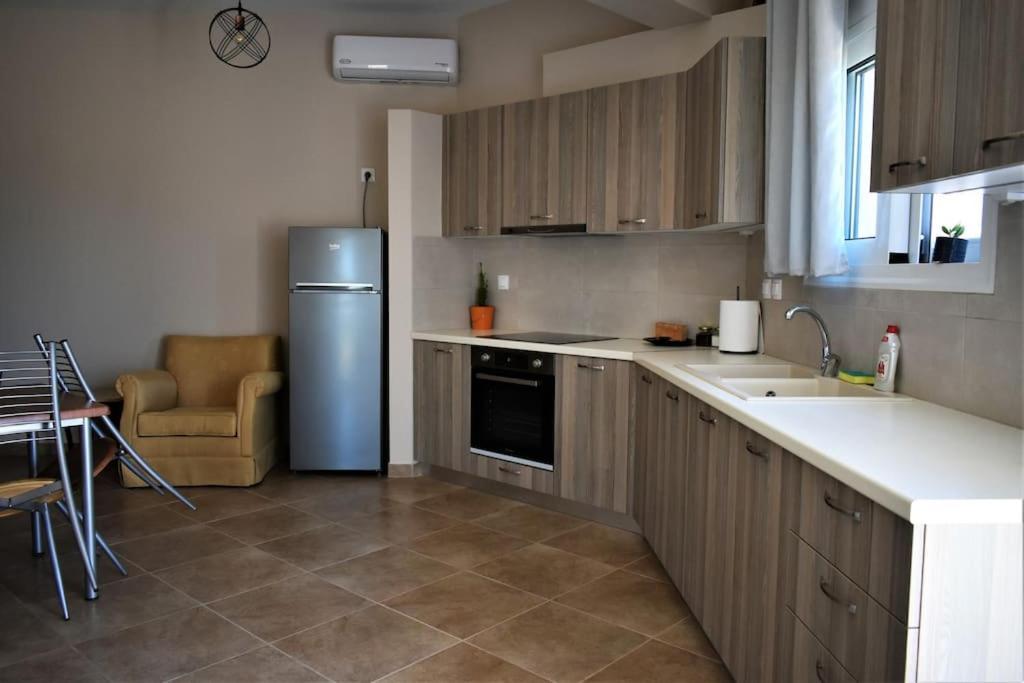 Smailis Apartment 2 Лигурион Екстериор снимка